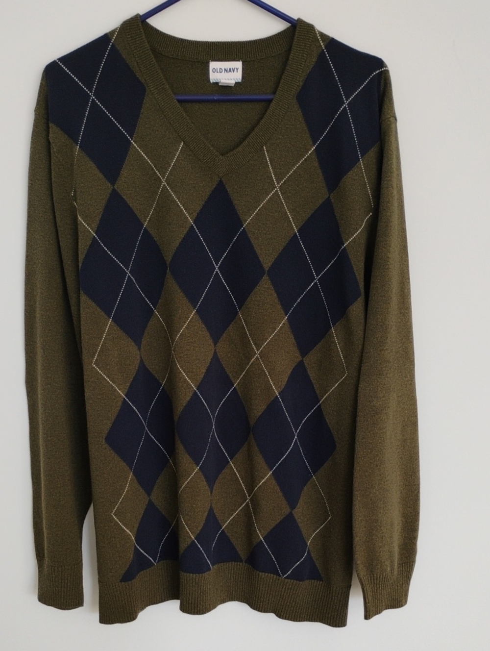 Old Navy Green and Navy Argyle V-Neck 100% Cotton Sweater Like New XL